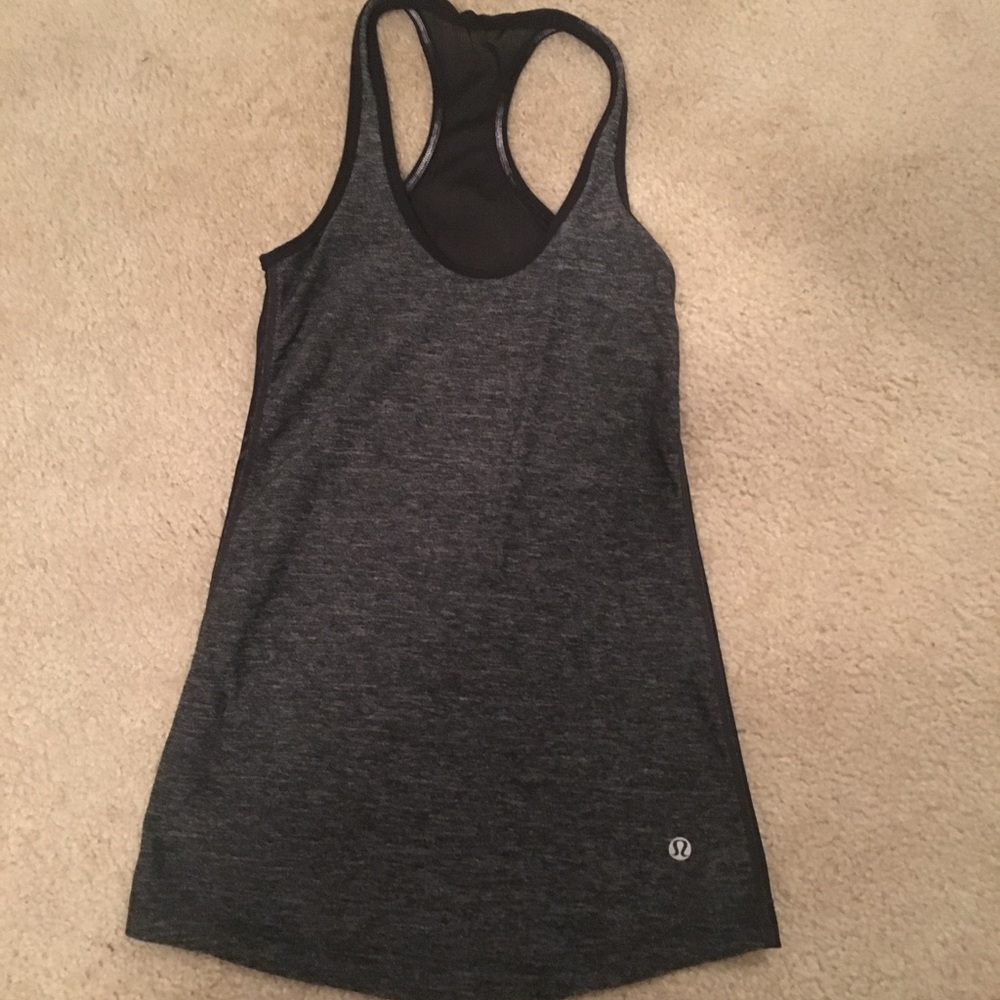 Lululemon workout top